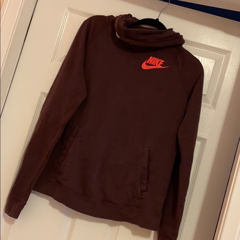 Nike women’s hoodie